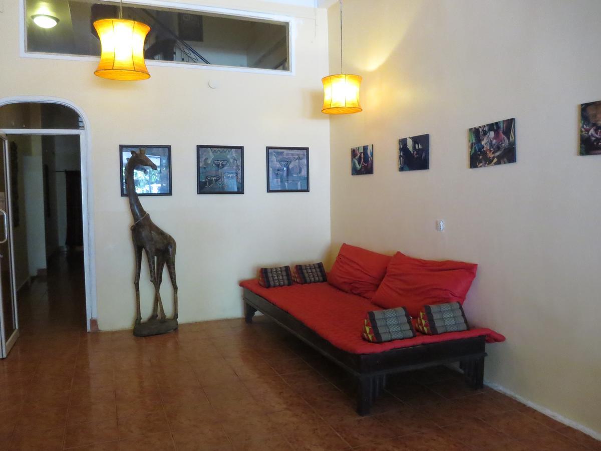 Goldie Guesthouse Phnom Penh Luaran gambar